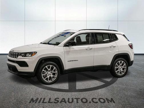 2022 Jeep Compass Latitude Lux