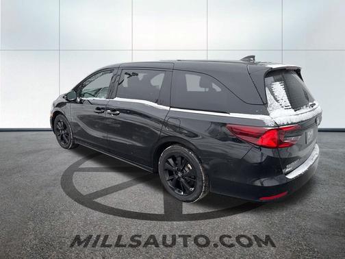2023 Honda Odyssey Sport