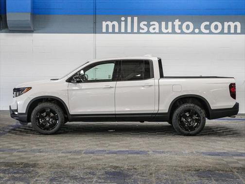 2025 Honda Ridgeline Black