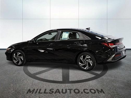 2025 Hyundai ELANTRA Sport