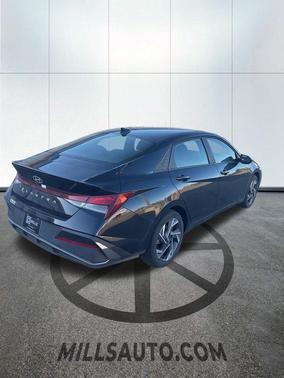 2025 Hyundai ELANTRA Sport