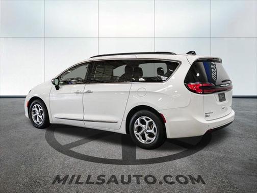 2023 Chrysler Pacifica Limited
