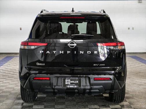 2024 Nissan Pathfinder SV 4WD