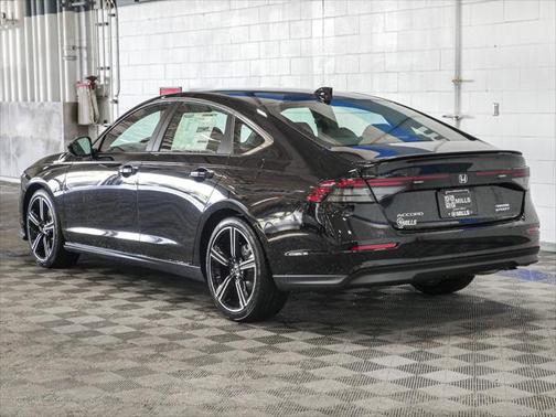 2025 Honda Accord Hybrid Base