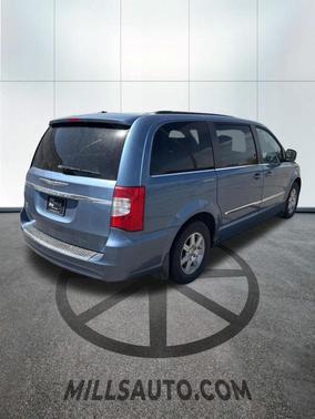 Sapphire Crystal Met Clearcoat 2012 Chrysler Town & Country Touring
