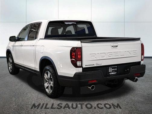 Platinum White Pearl 2026 Honda Ridgeline RTL