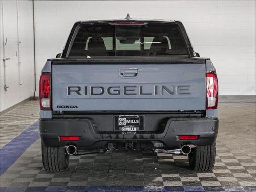 2025 Honda Ridgeline Black