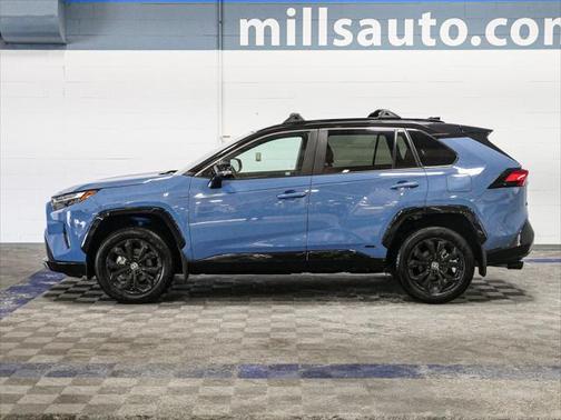 2024 Toyota RAV4 Hybrid SE