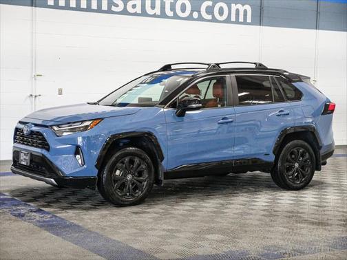 2024 Toyota RAV4 Hybrid SE