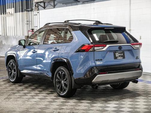 2024 Toyota RAV4 Hybrid SE