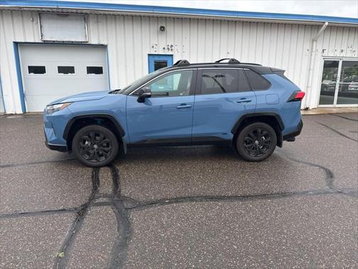 2024 Toyota RAV4 Hybrid SE