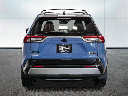 2024 Toyota RAV4 Hybrid SE