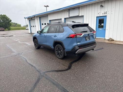 2024 Toyota RAV4 Hybrid SE