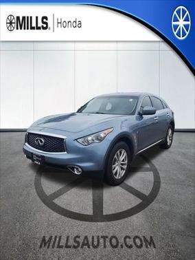 2017 INFINITI QX70 Base