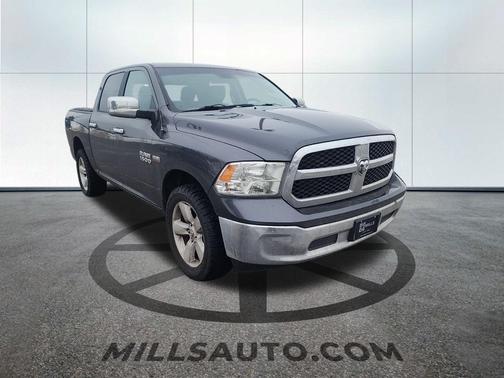 2017 RAM 1500 SLT