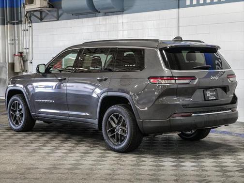2021 Jeep Grand Cherokee L Laredo