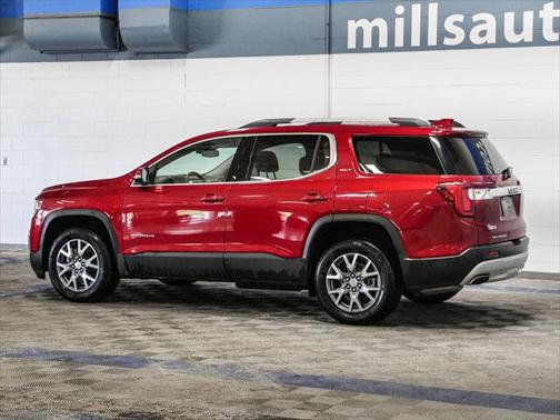 2023 GMC Acadia AWD SLT