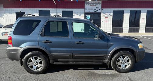 2005 Ford Escape XLT