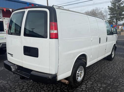 2015 Chevrolet Express 2500 LS