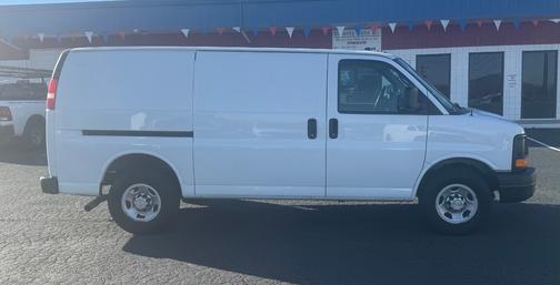 2015 Chevrolet Express 2500 LS