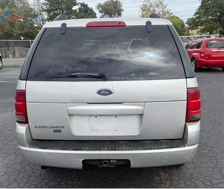 SILVER 2004 Ford Explorer XLT