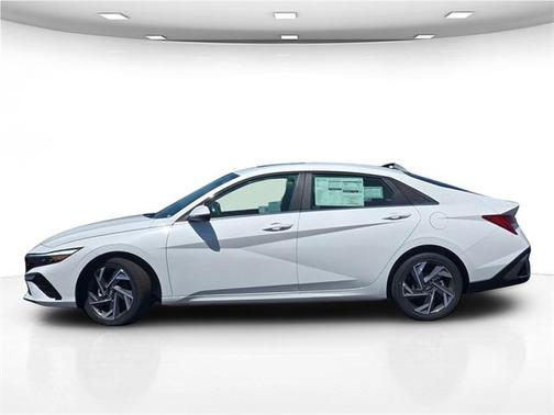 2025 Hyundai ELANTRA HEV Limited
