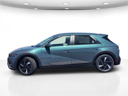 2025 Hyundai IONIQ 5 SE