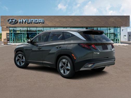 2026 Hyundai TUCSON Hybrid SEL