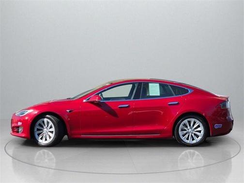 2018 Tesla Model S 75D
