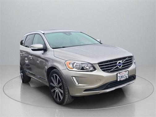 2016 Volvo XC60 T5 Premier