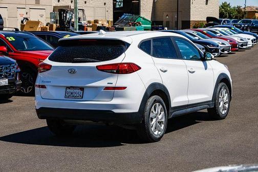 Cream White Pearl 2020 Hyundai TUCSON SE