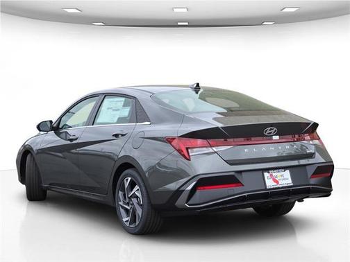 2025 Hyundai ELANTRA HEV Limited