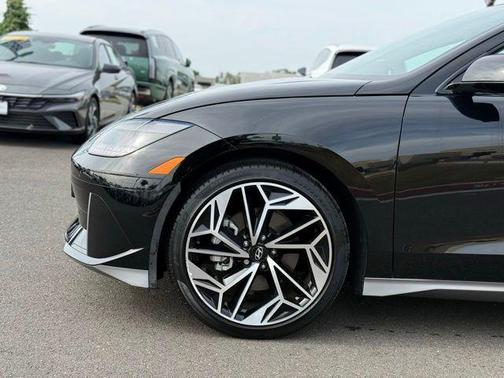 Onyx Black 2023 Hyundai IONIQ 6 Limited