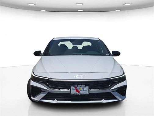 2025 Hyundai ELANTRA HEV SEL Sport