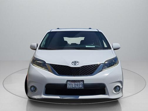2016 Toyota Sienna L