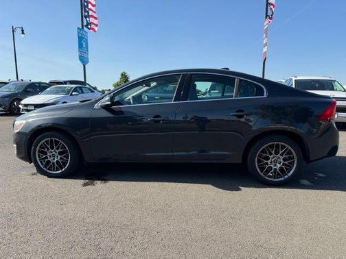 Savile Gray Metallic 2015 Volvo S60 T5 Platinum