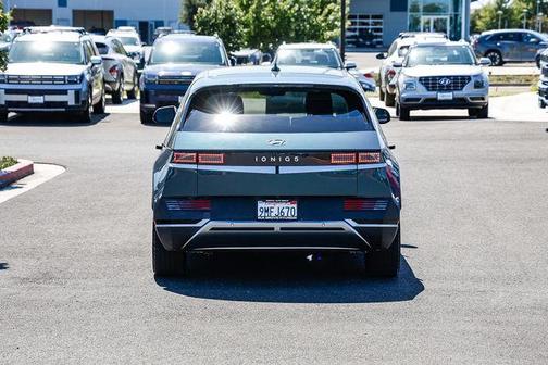 Teal 2024 Hyundai IONIQ 5 SE