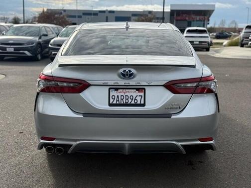 2022 Toyota Camry Hybrid XSE