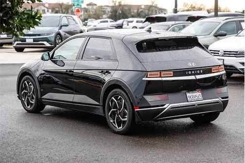 2024 Hyundai IONIQ 5 SEL