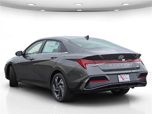 2025 Hyundai ELANTRA HEV Limited