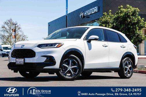 White 2023 Honda HR-V EX-L