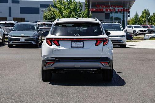 White Pearl 2026 Hyundai TUCSON SEL Premium