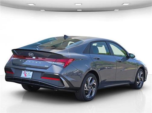 2025 Hyundai ELANTRA HEV SEL Sport