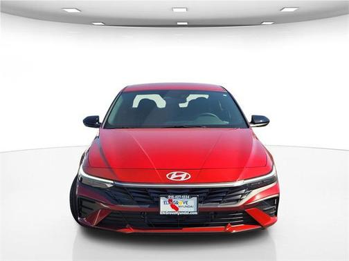 2025 Hyundai ELANTRA HEV SEL Sport