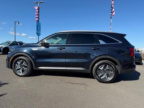 2022 Kia Sorento Hybrid S