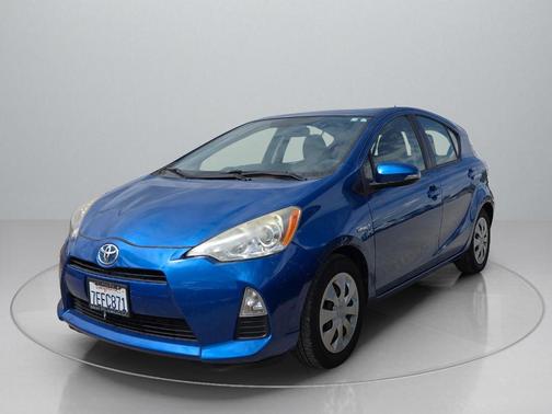 2013 Toyota Prius c 