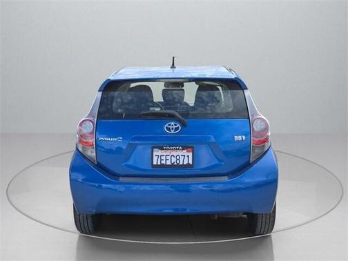 2013 Toyota Prius c 