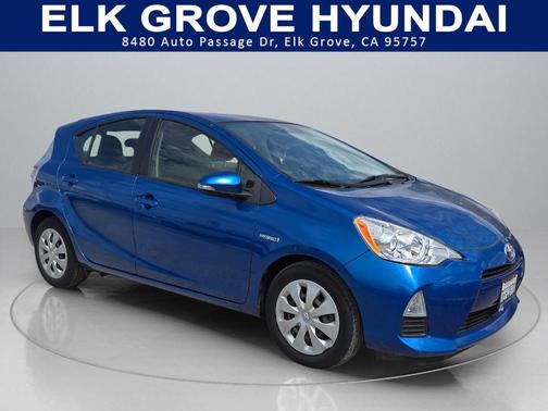 2013 Toyota Prius c 