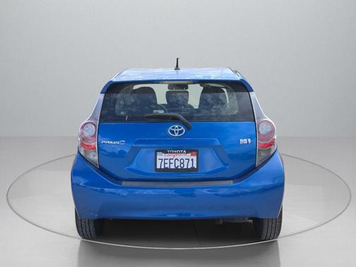 2013 Toyota Prius c 