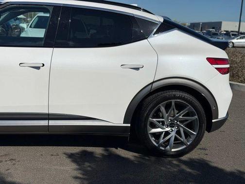 2023 Genesis GV60 Advanced